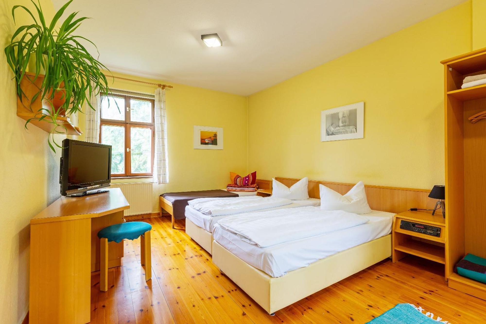 Jugendgaestehaus קוטבוס מראה חיצוני תמונה